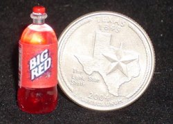 Red Carbonated Soda 56031 1:12 MiBeverage Pop Cola Texas Drink