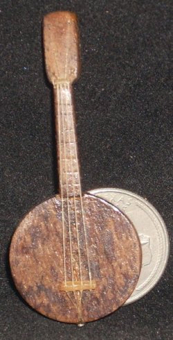 Banjo WI-1702 1:12 Miniature Musical Instrument Hand Carved