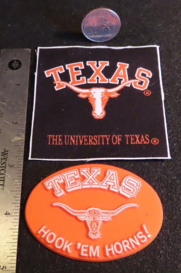 University of Texas UT Longhorn Fabric & Plaque 1:12 Mini 0647 - Click Image to Close