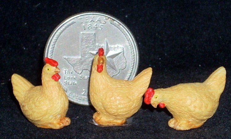 Dollhouse Mini Chicken Chickens Hen Hens Gold Set 3 1:12 Barnyard Animal A3170GD 